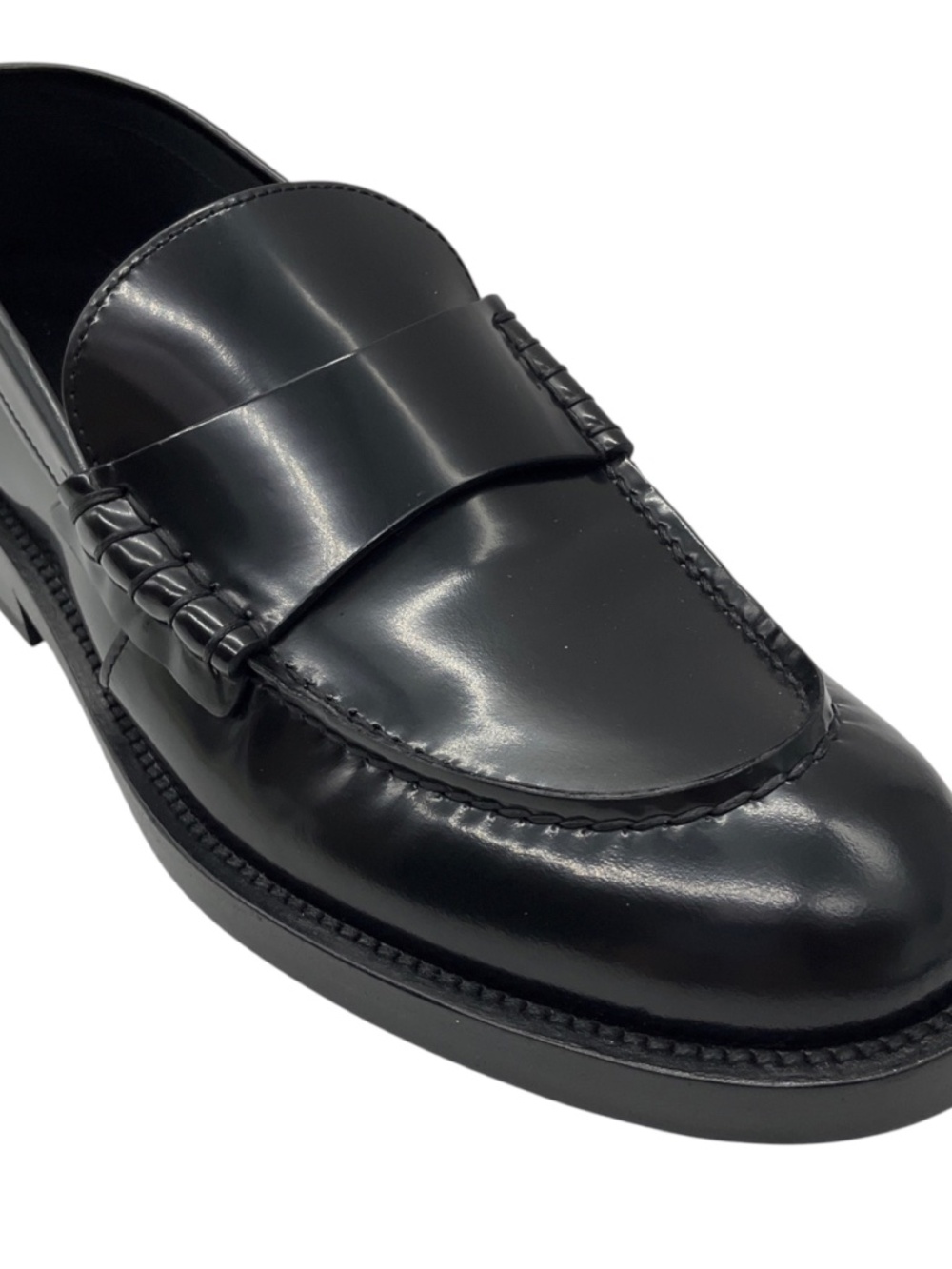 CHANEL 2023 BLACK / GOLD LOGO EMBELLISHED SHINY CALFSKIN LEATHER LOAFERS
